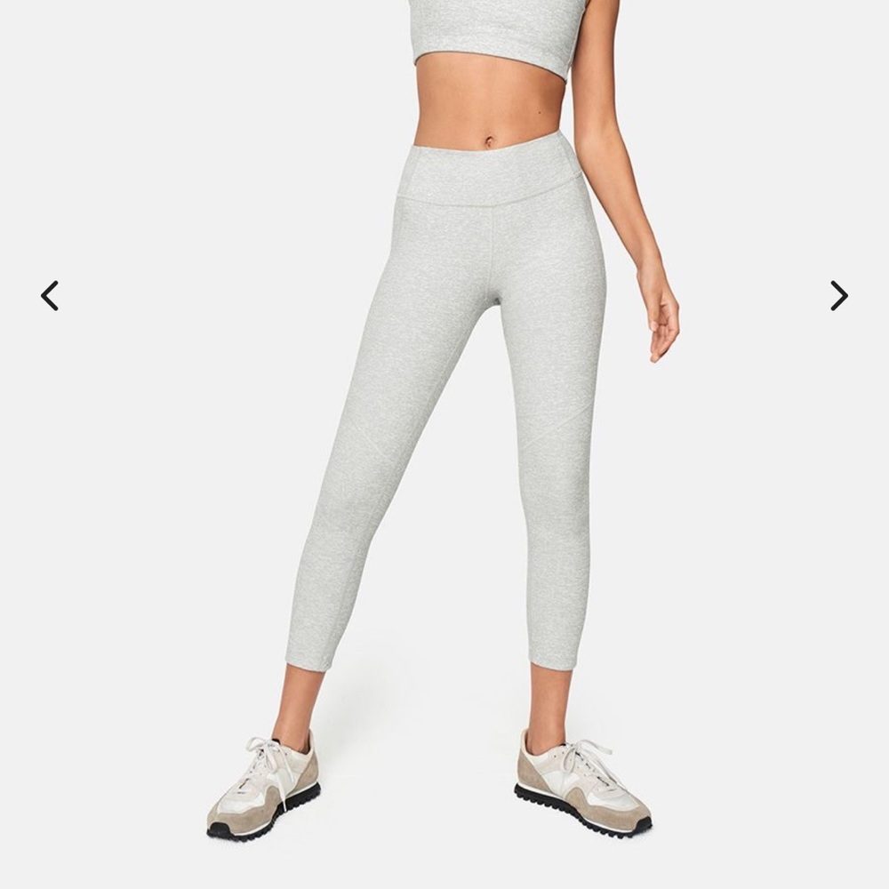OUTDOOR VOICES SIZE SMALL GREY CROP LEGGINGS